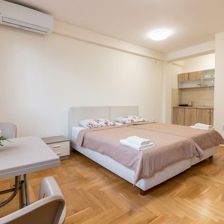 Comfy Apartments-Ochryda Zewnętrze zdjęcie