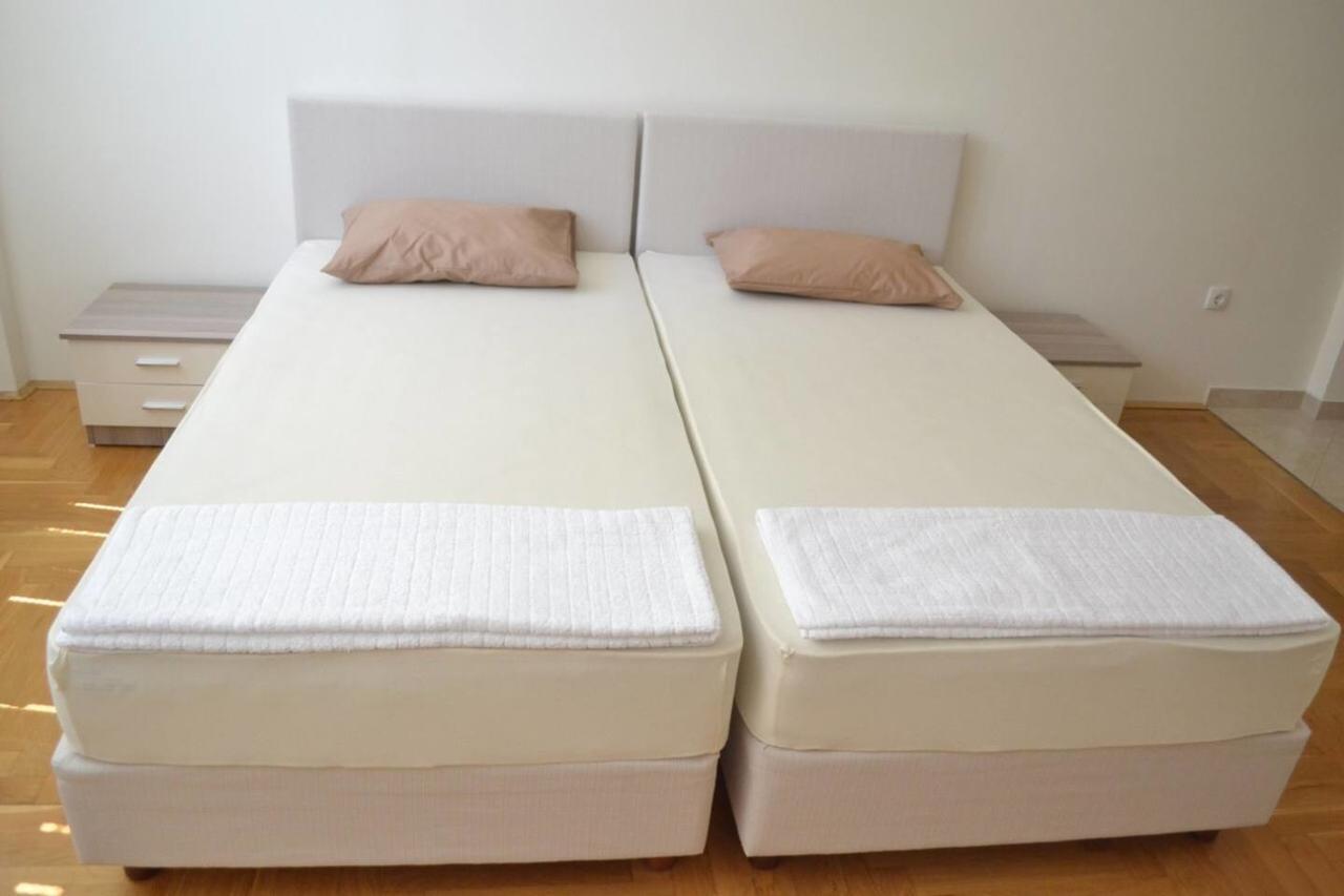 Comfy Apartments-Ochryda Zewnętrze zdjęcie