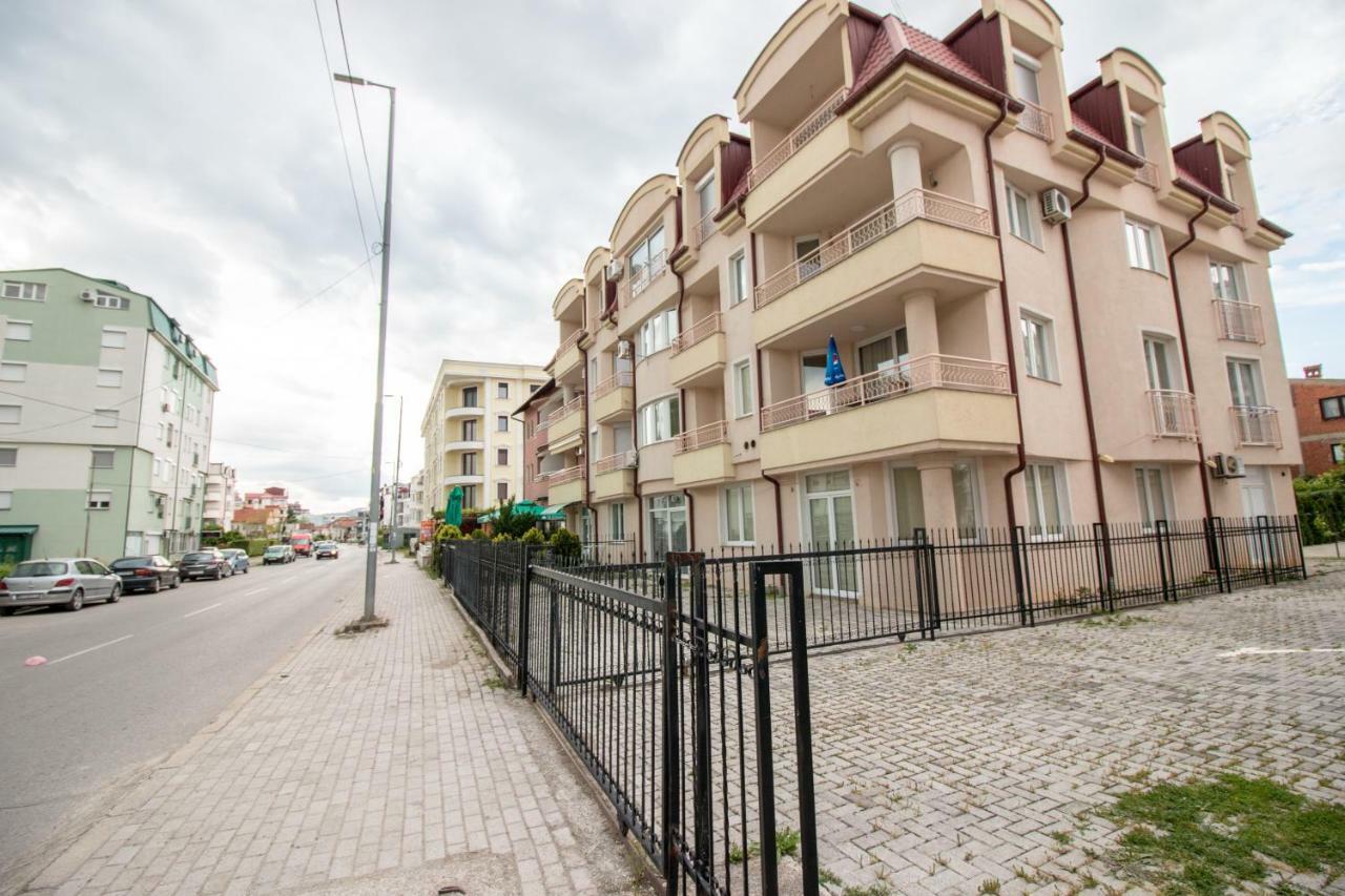 Comfy Apartments-Ochryda Zewnętrze zdjęcie