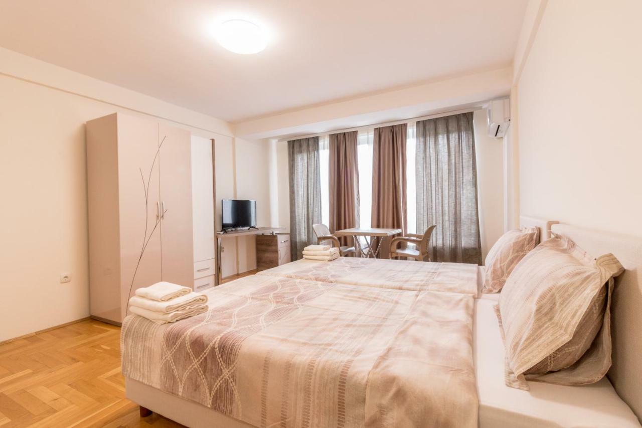 Comfy Apartments-Ochryda Zewnętrze zdjęcie